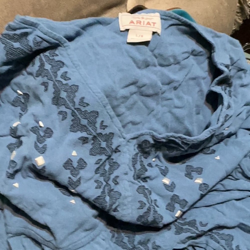 Ariat Shirt
